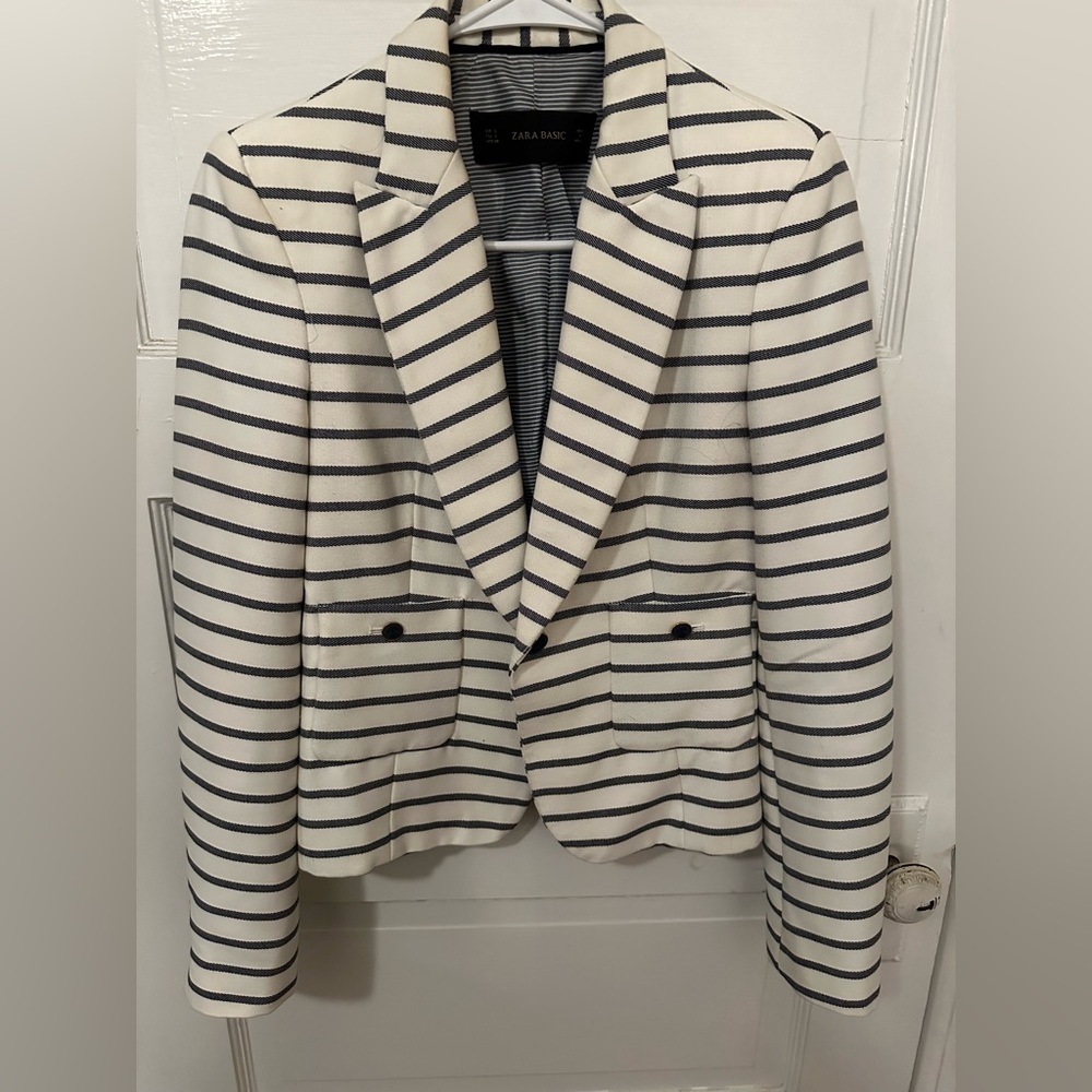 Zara Basics Women’s Striped Blazer